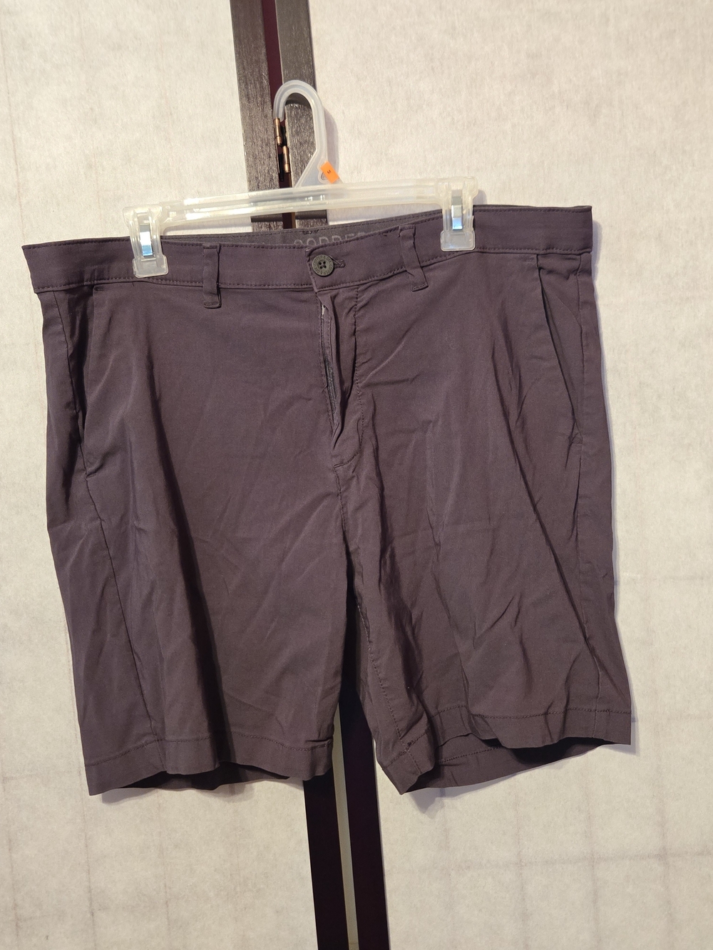 Copper And Oak Men's Casual Flat-Front Shorts - Charcoal